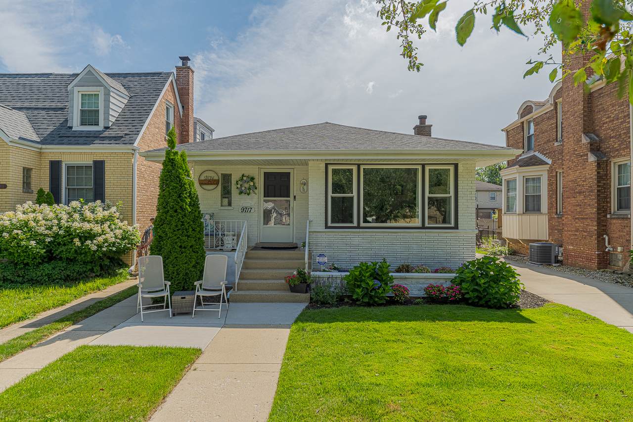 9717 Springfield Avenue - Photo 1