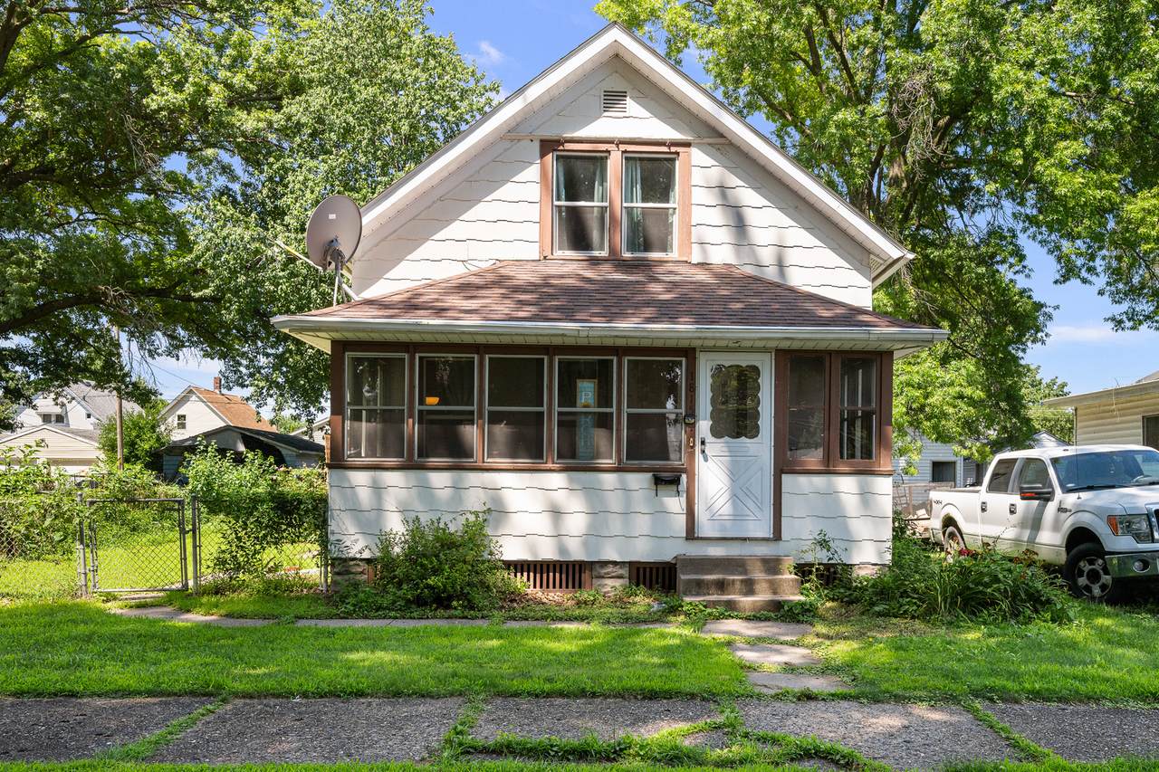 1815 4th Street - Photo 1