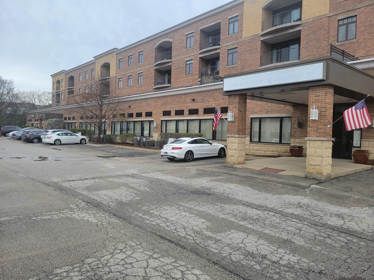 6400 Northwest Highway - Photo 1