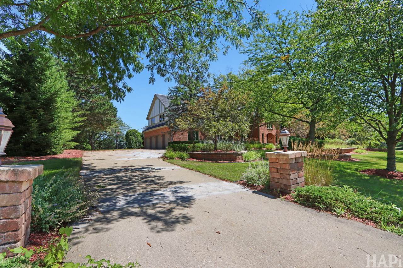 35 Revere Drive - Photo 1
