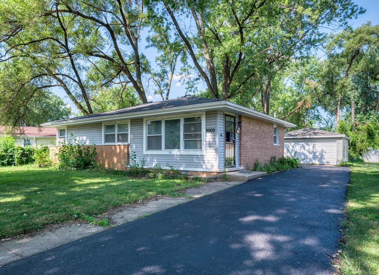 16100 Circle Drive - Photo 1
