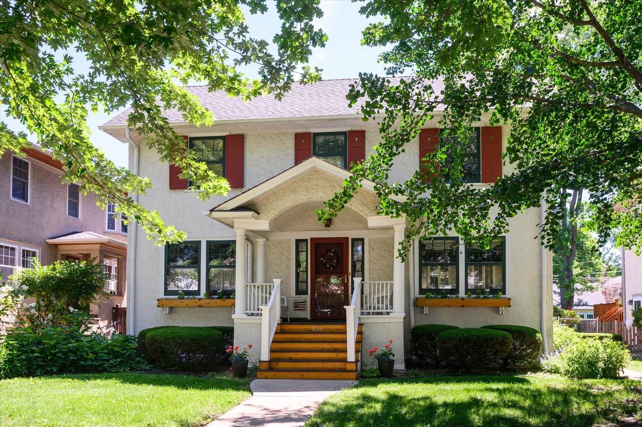836 Grove Avenue - Photo 1