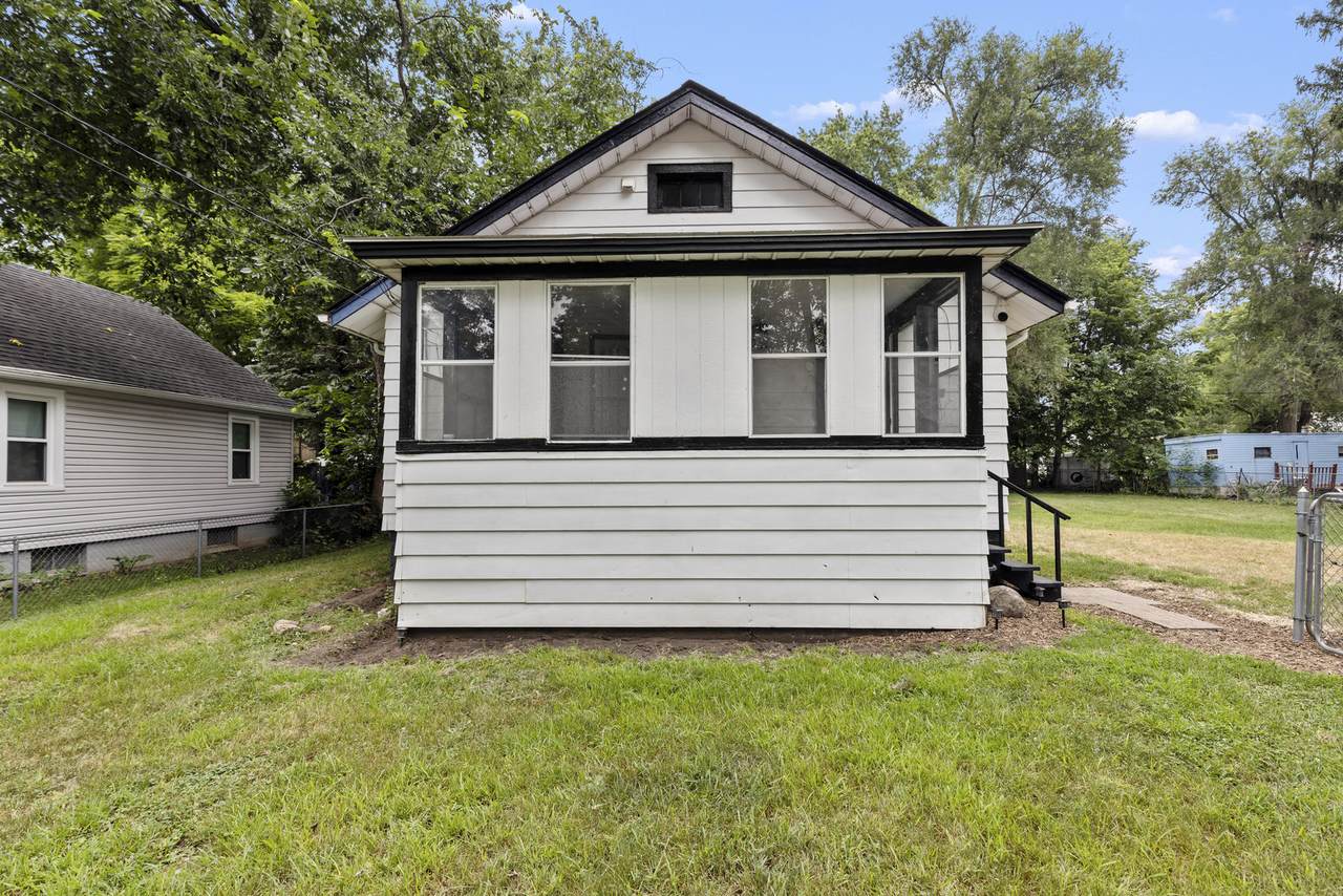 2738 Marshall Street - Photo 1