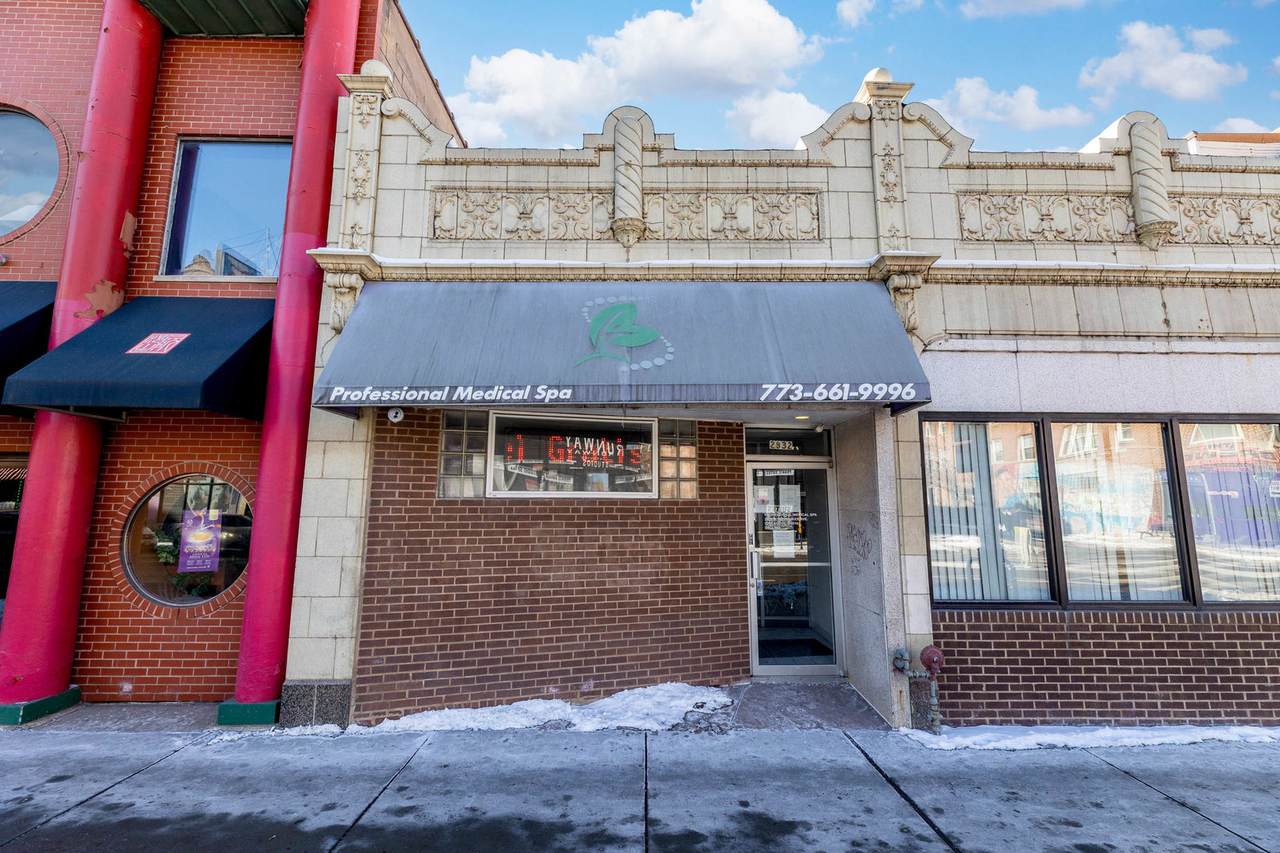 2832 Milwaukee Avenue - Photo 1