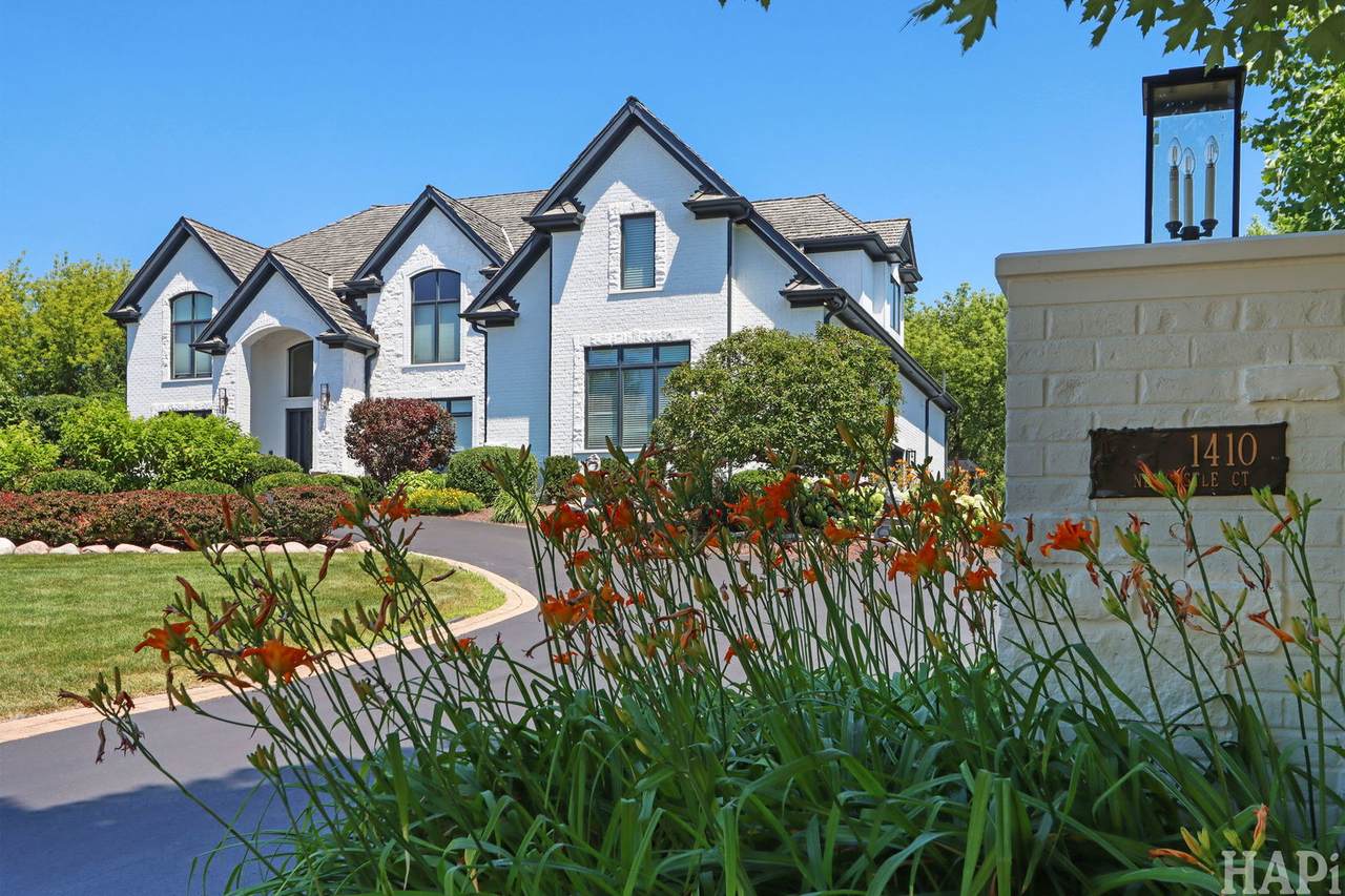 1410 Newcastle Court - Photo 1