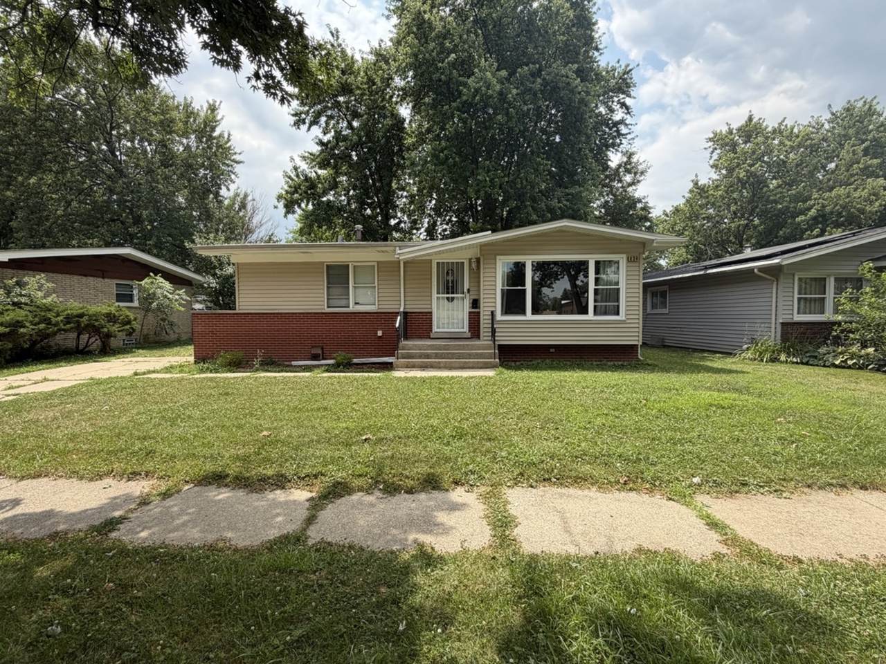 834 Strieff Lane - Photo 1