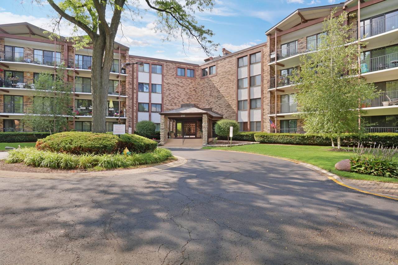 250 Parliament Place - Photo 1