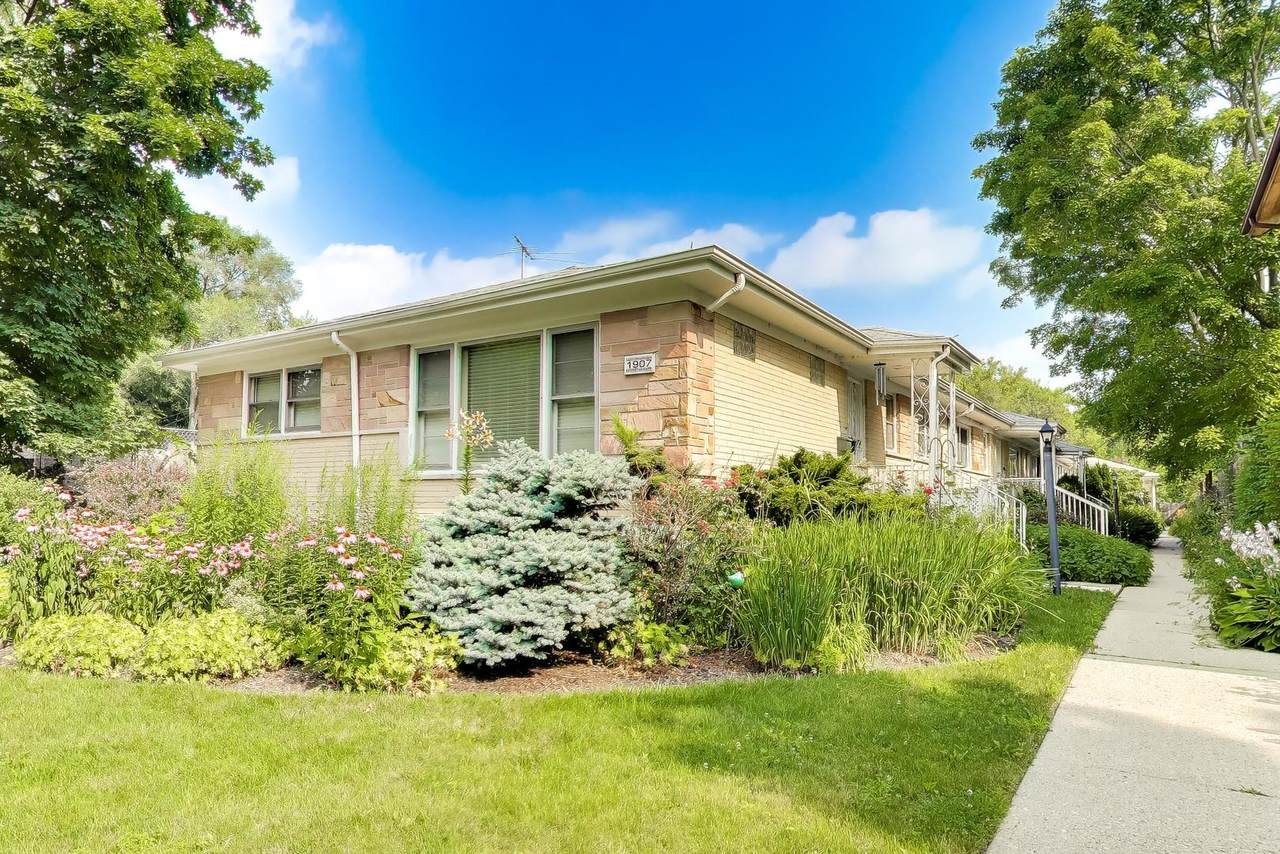 1907 Grant Street - Photo 1