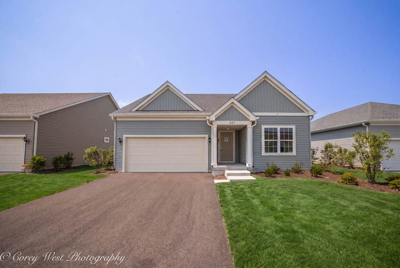 347 Aspen Drive - Photo 1