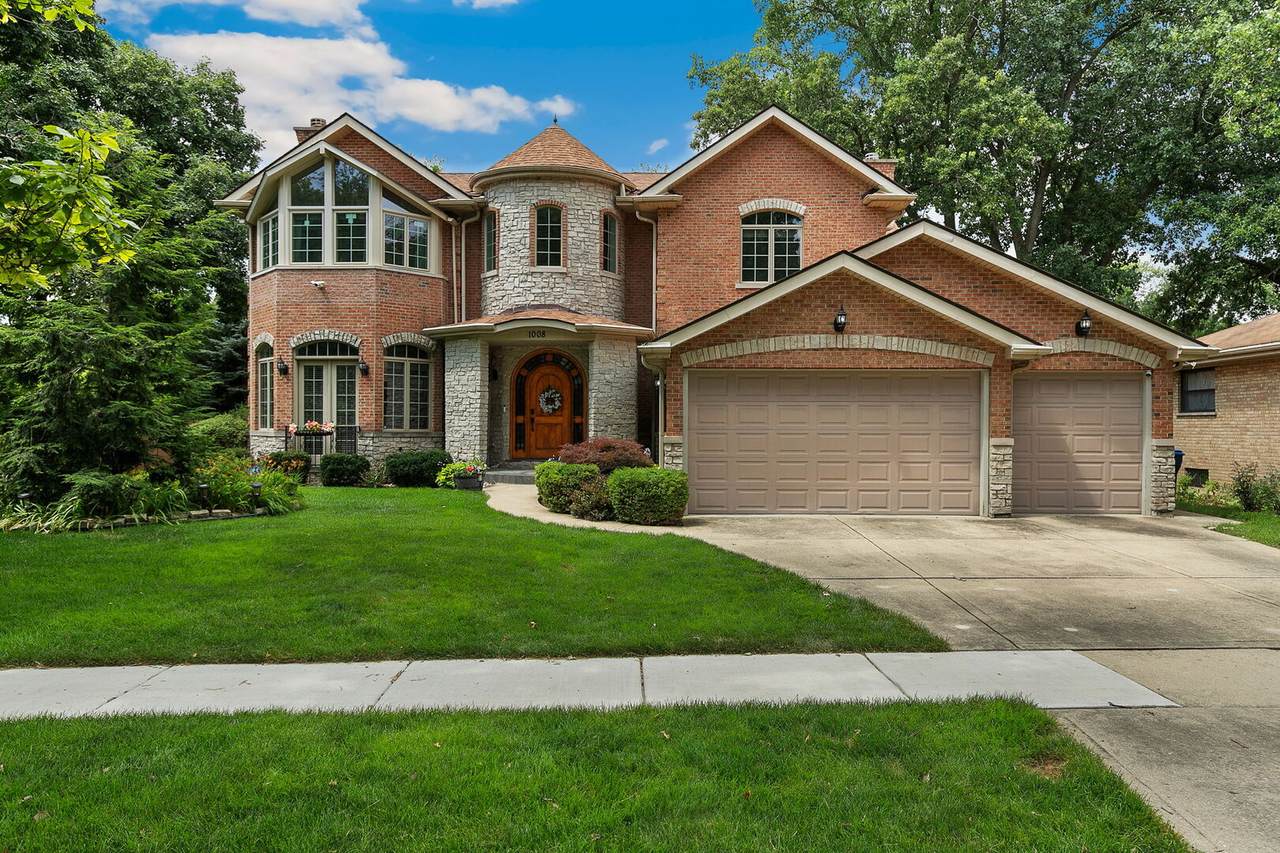 1008 Meadow Road - Photo 1
