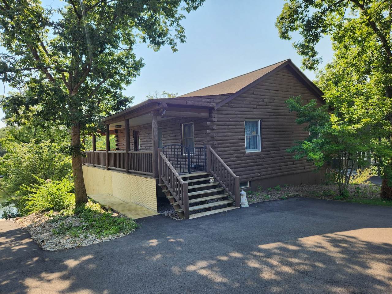 24 Magnolia Drive - Photo 1