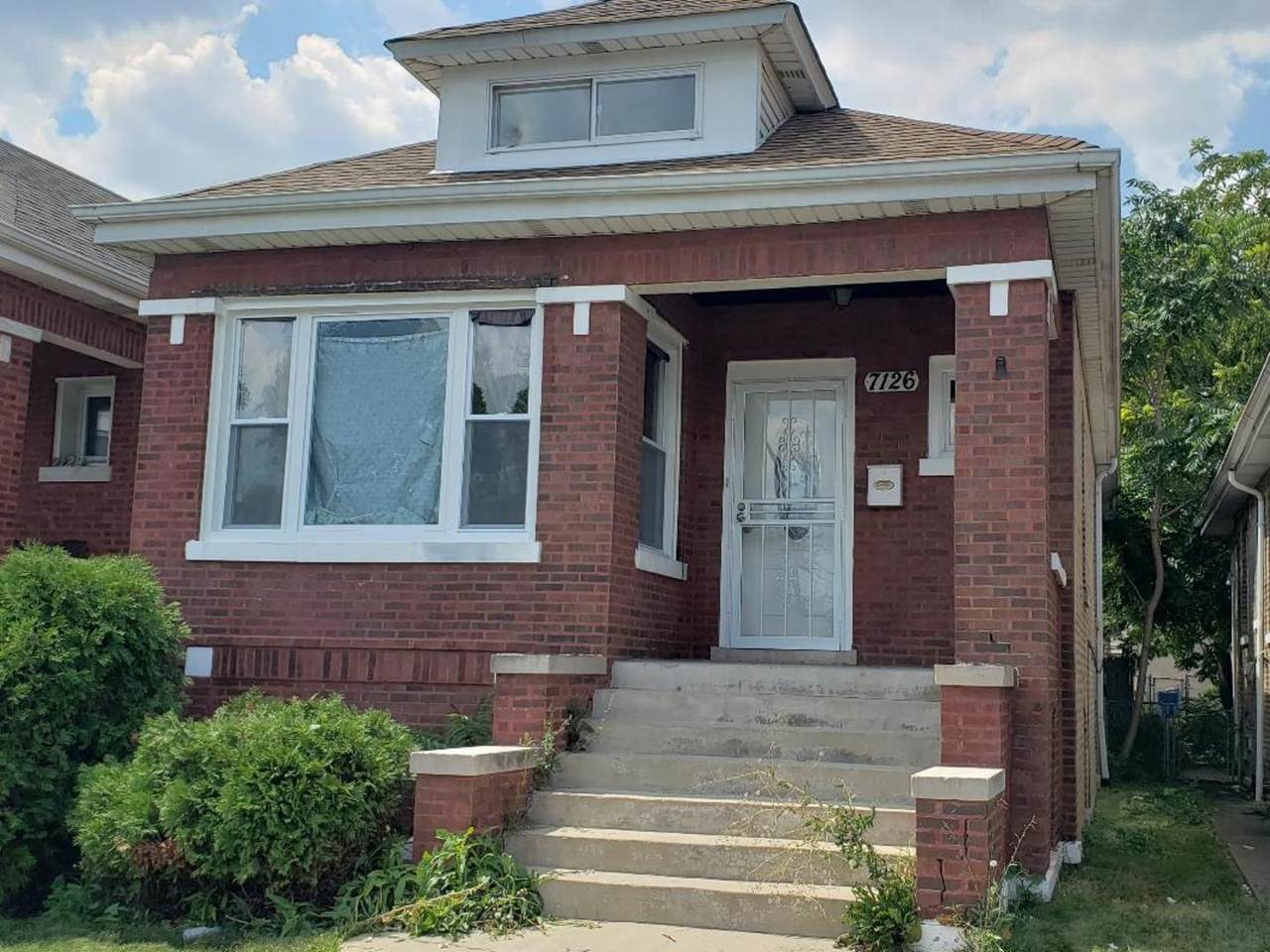 7126 Claremont Avenue - Photo 1