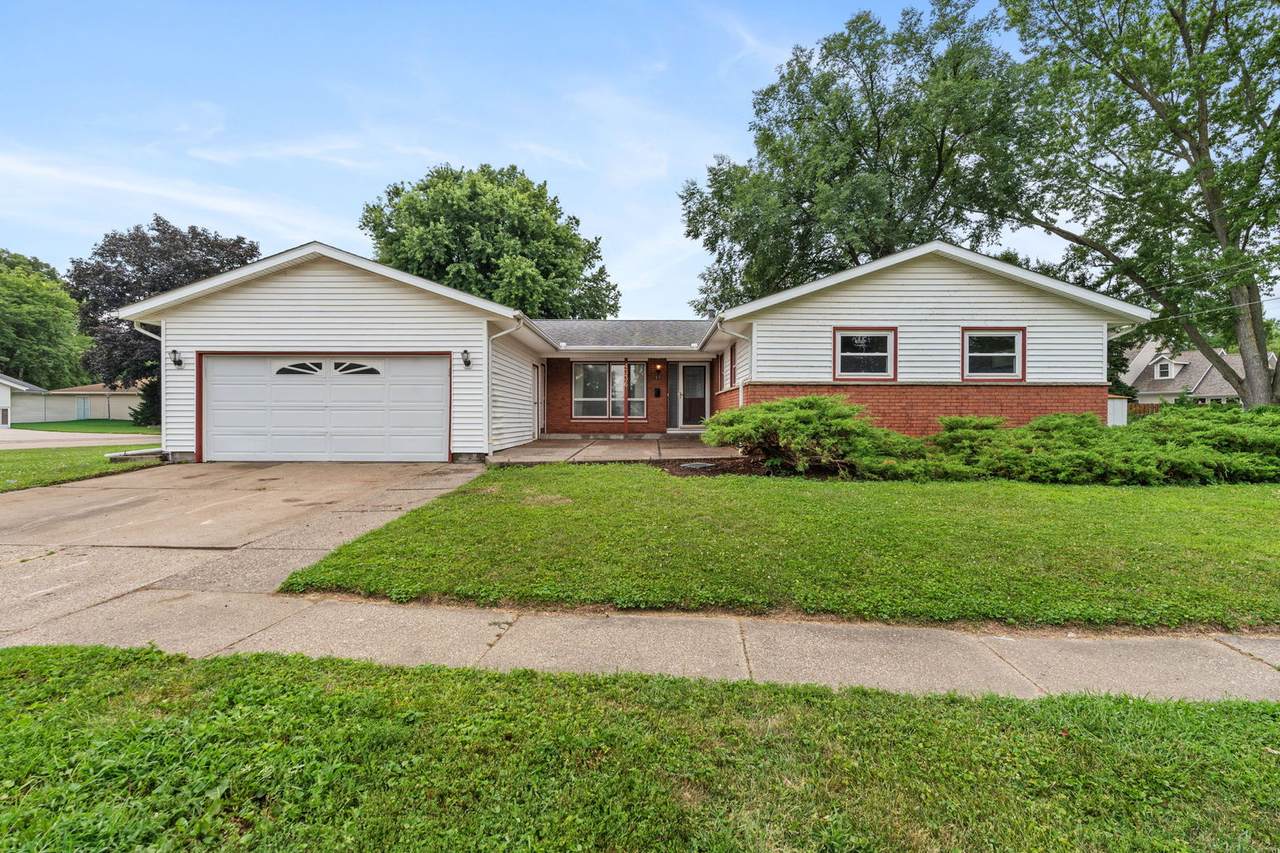 4336 26th Avenue - Photo 1