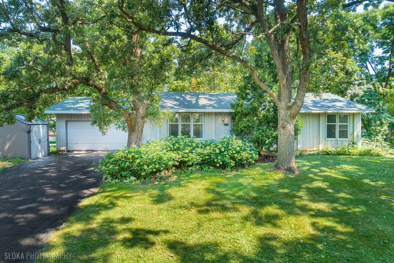 6914 Meadow Drive - Photo 1