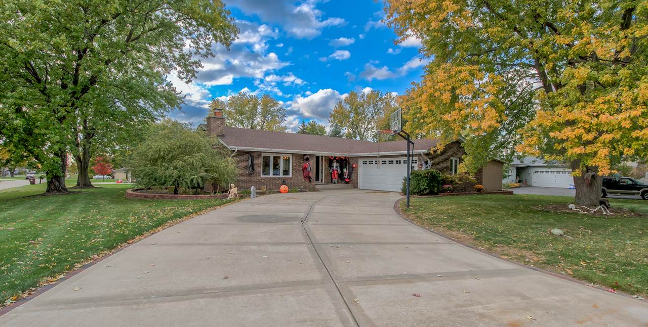 1605 Regan Road - Photo 1