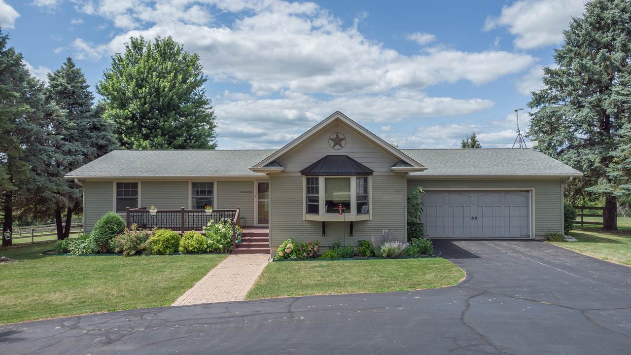 2870 Lake Carroll Boulevard - Photo 1