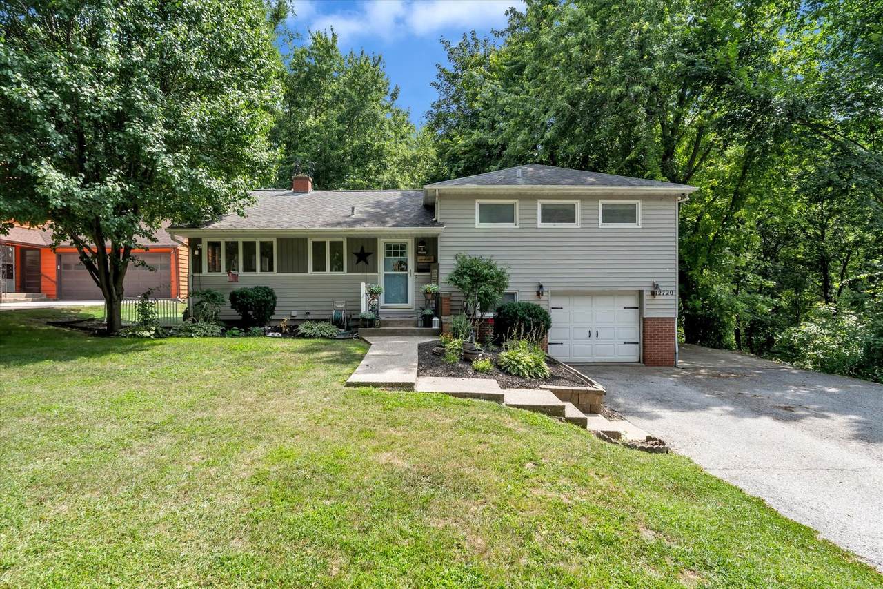 2720 31st Avenue - Photo 1