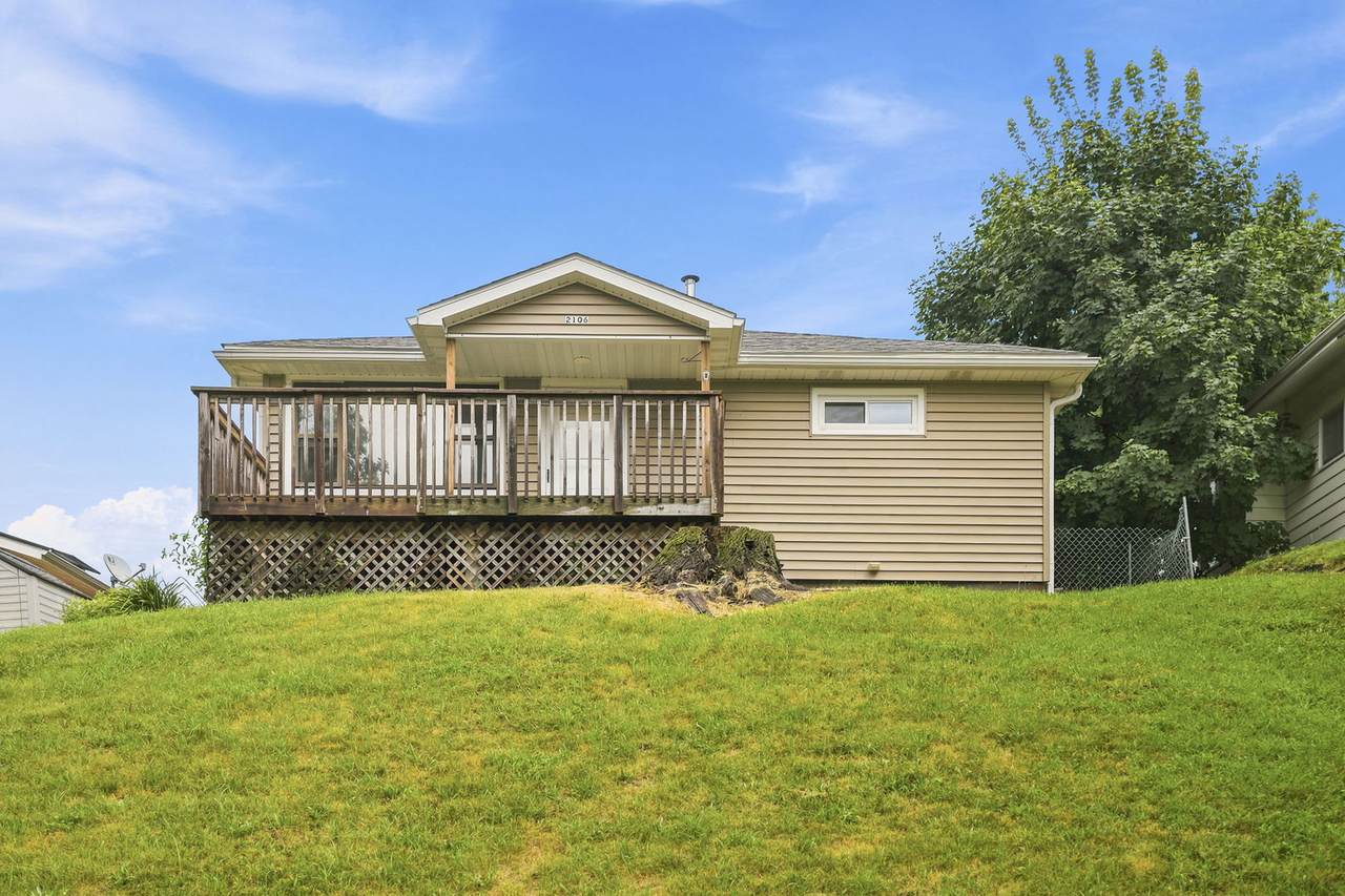2106 5th Street - Photo 1