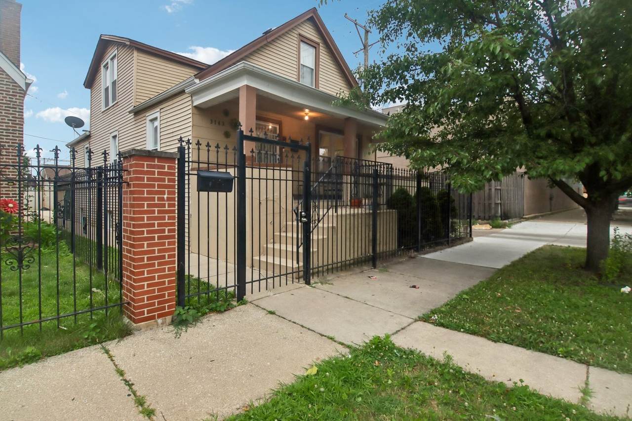3143 54th Place - Photo 1