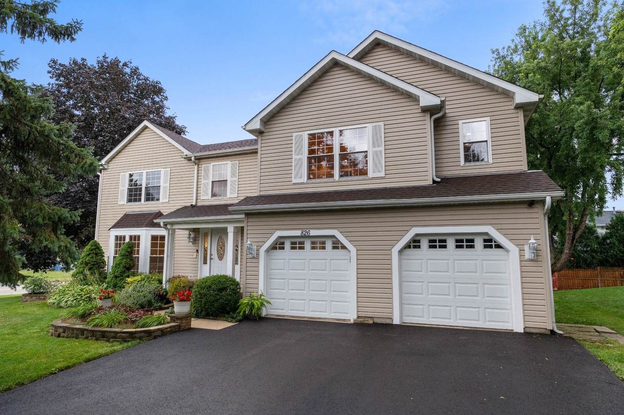 826 Pin Oak Circle - Photo 1