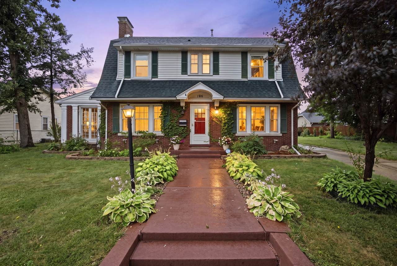 186 Du Bois Avenue - Photo 1