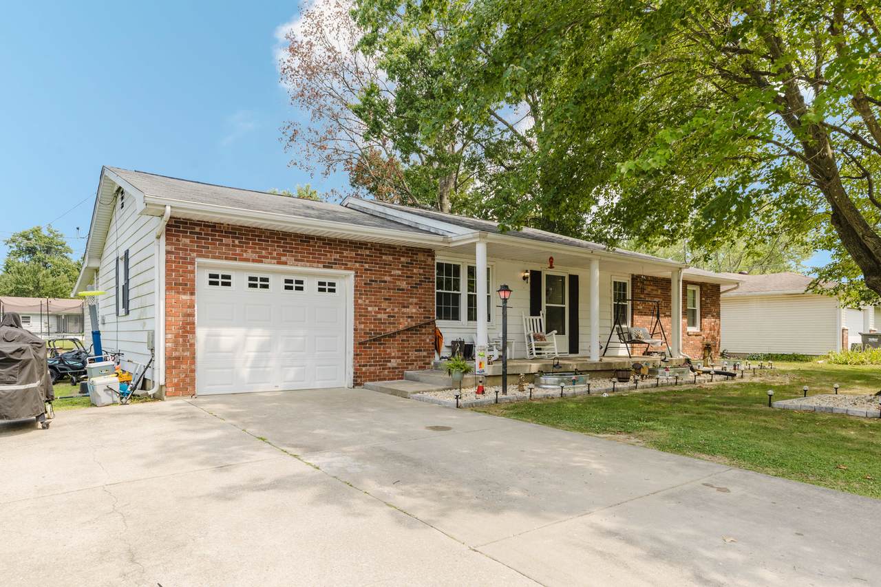 1302 Susan Lane - Photo 1