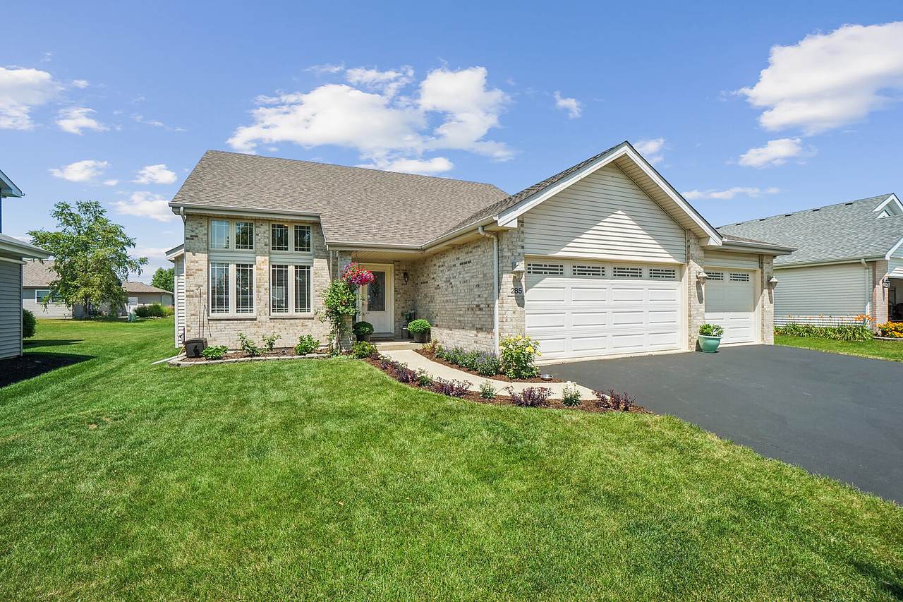 285 Woodbridge Lane - Photo 1