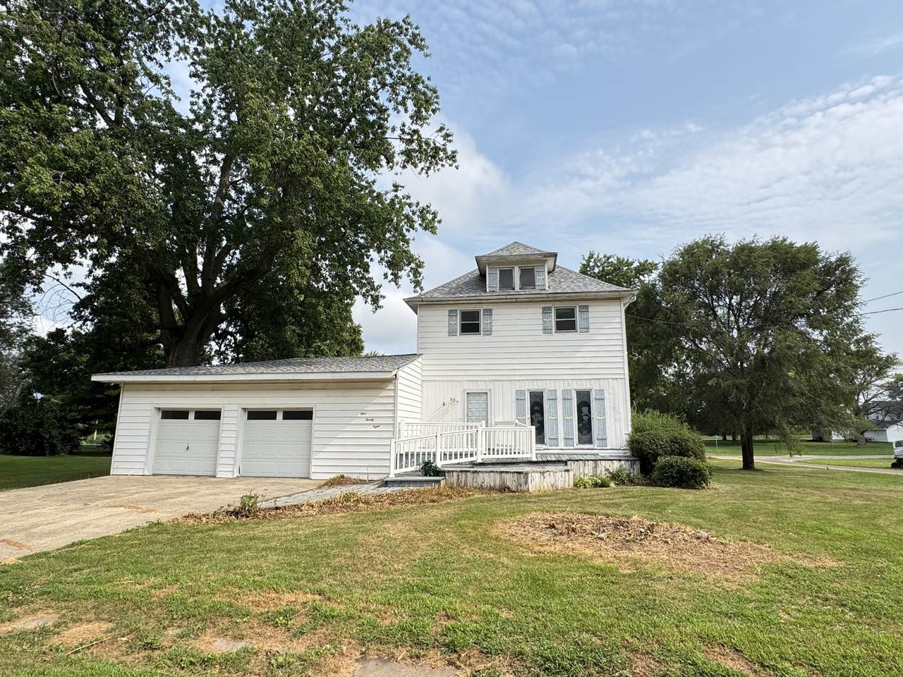 128 East North Railroad Street - Photo 1