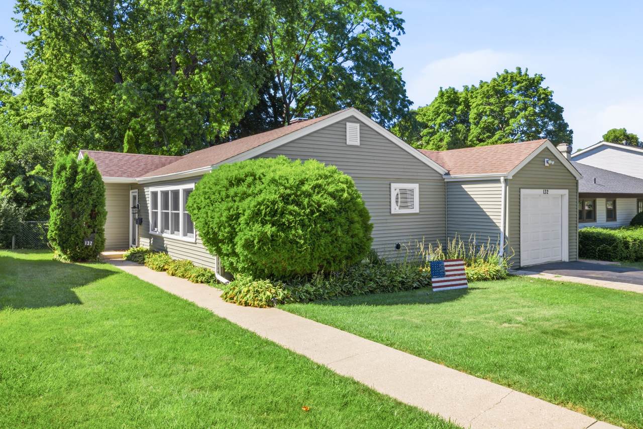 132 Walnut Court - Photo 1