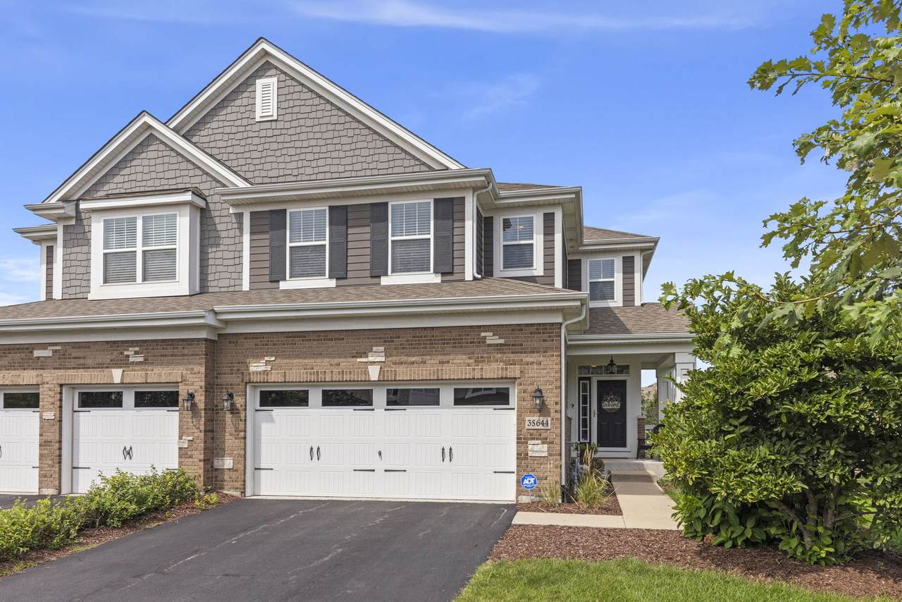 3S644 Breme Drive - Photo 1