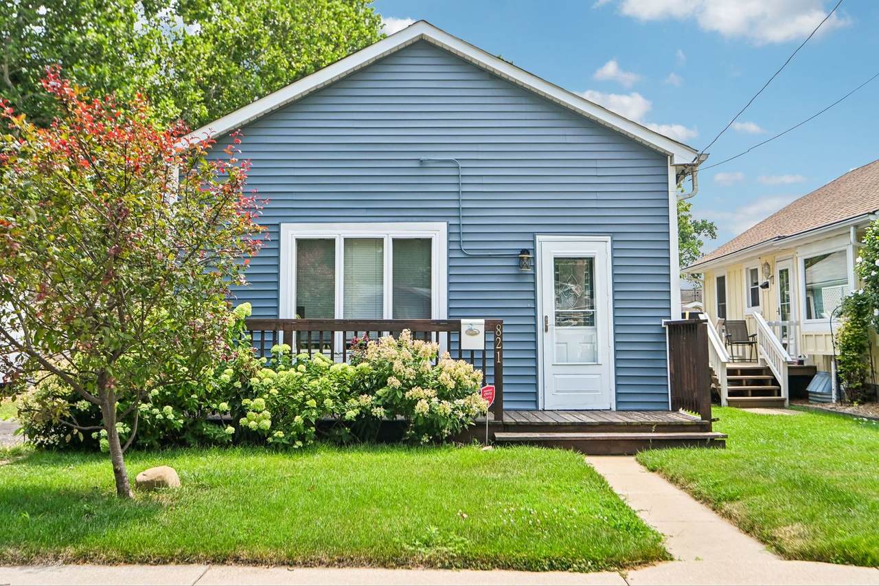 821 W Jackson Street - Photo 1
