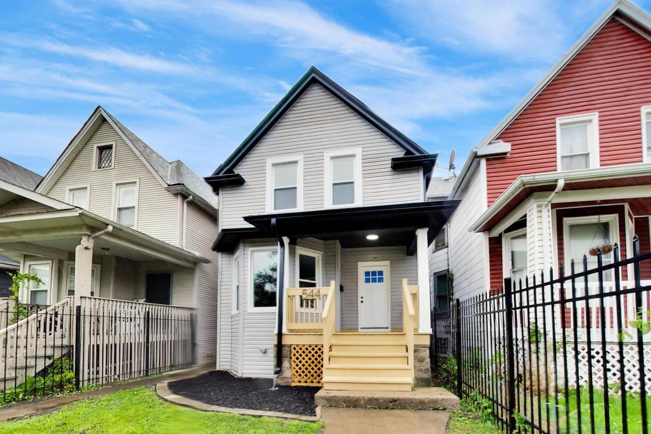 544 Leamington Avenue - Photo 1