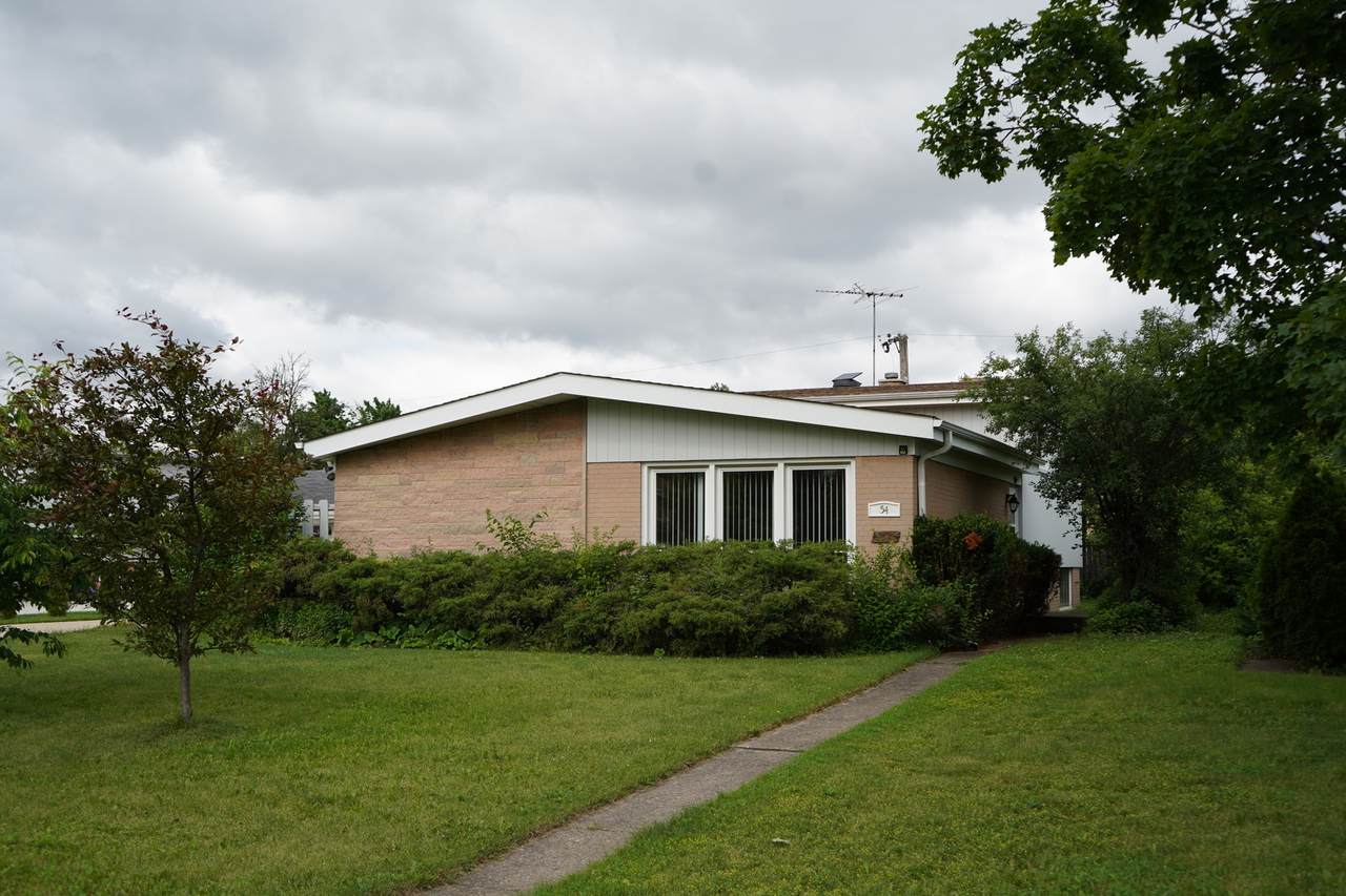 54 Fernwood Drive - Photo 1