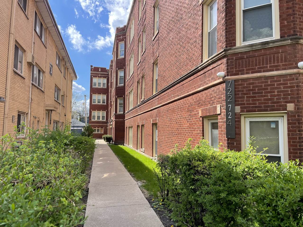 722 Austin Boulevard - Photo 1