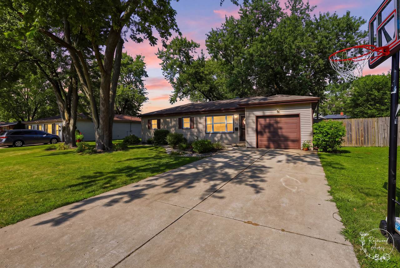 545 Evergreen Lane - Photo 1