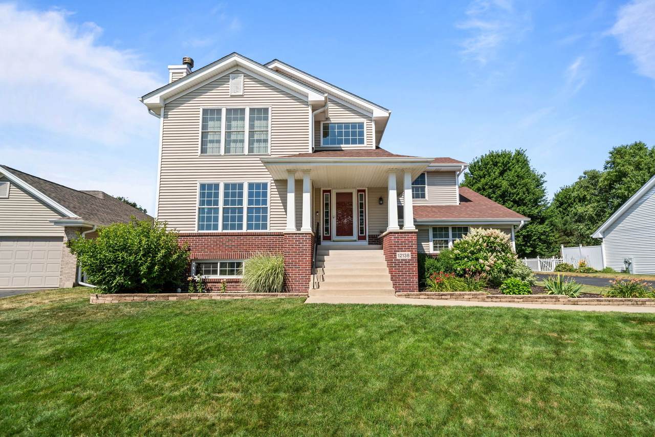 12138 Paisley Drive - Photo 1