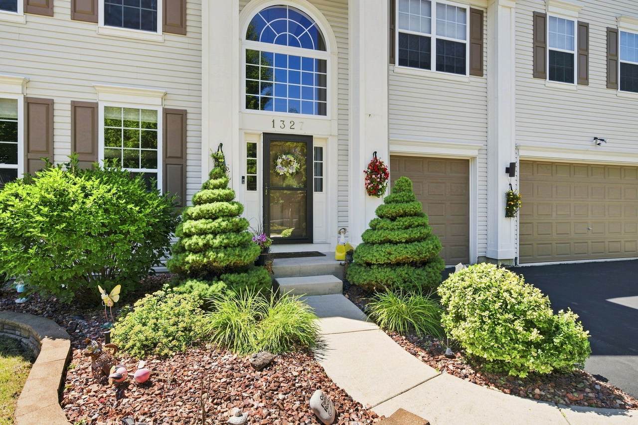1327 Palisades Drive - Photo 1