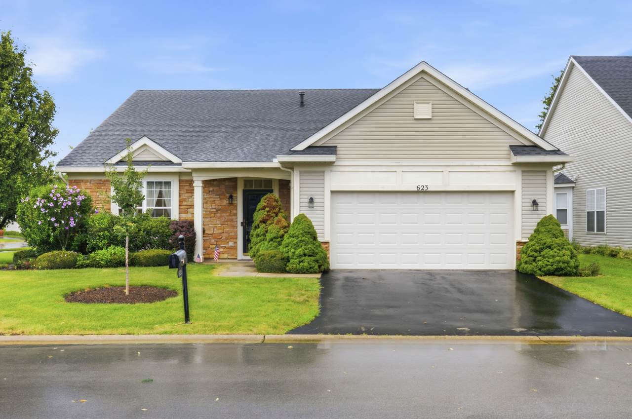623 Saugatuk Circle - Photo 1