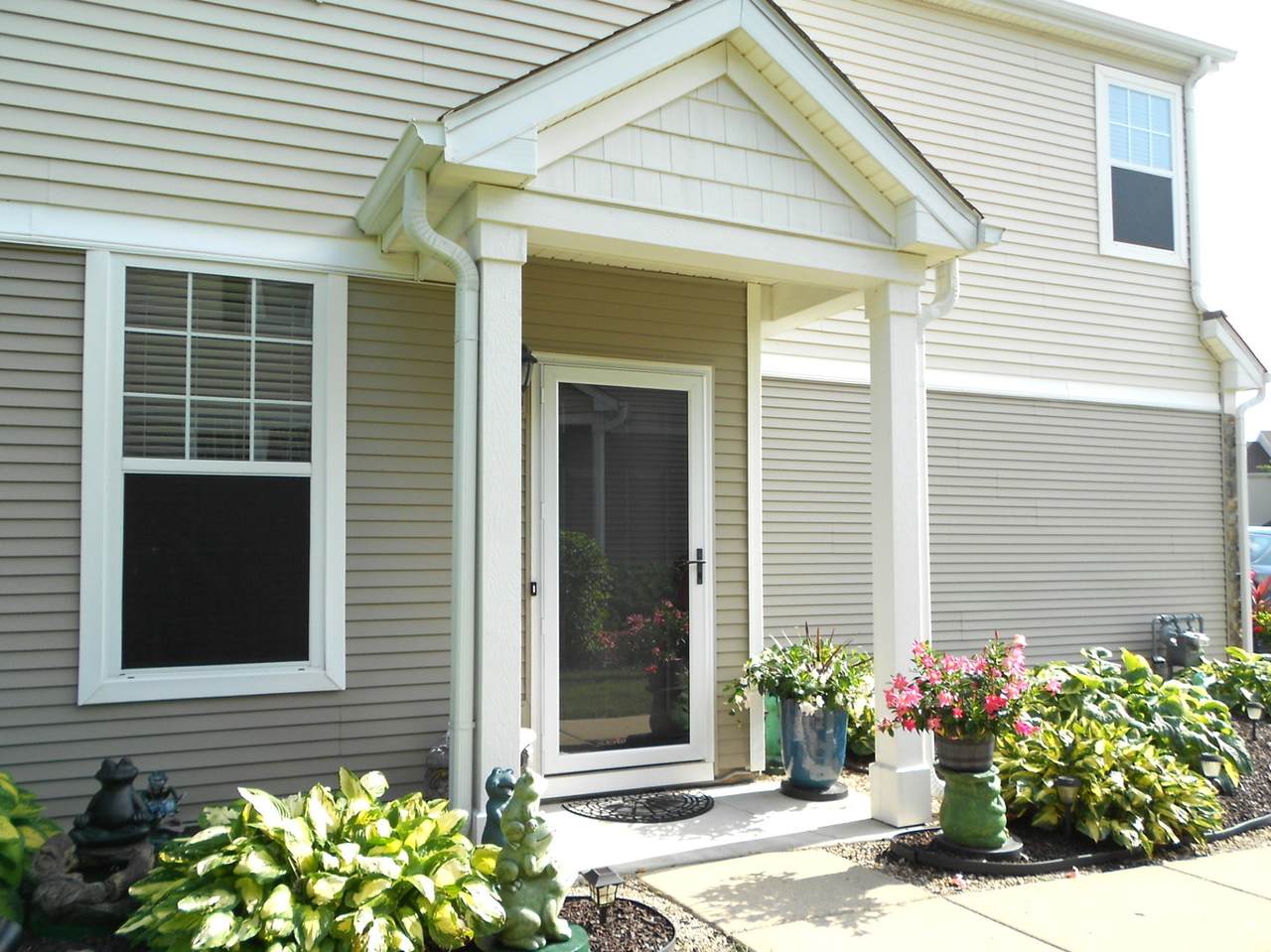 1950 Cobblestone Drive - Photo 1