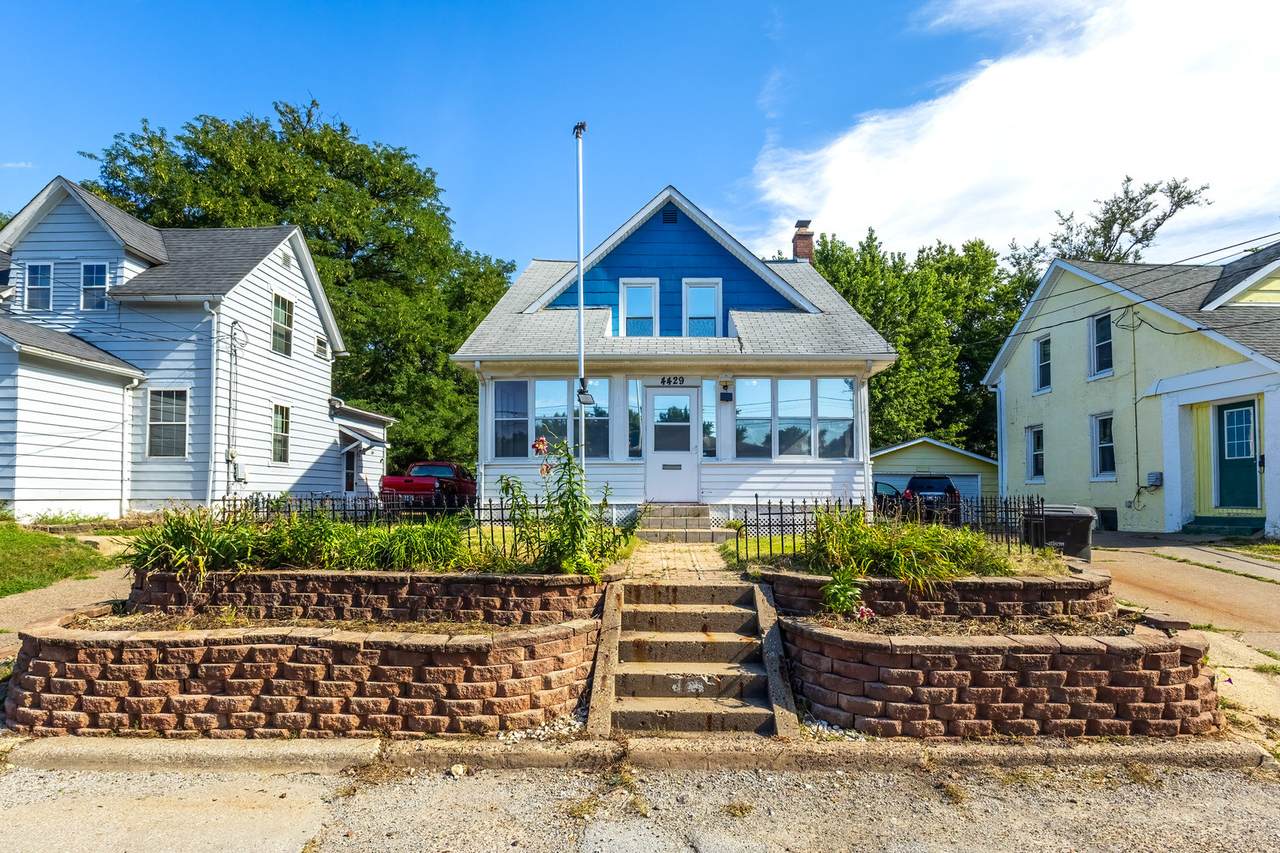 4429 16th Avenue - Photo 1