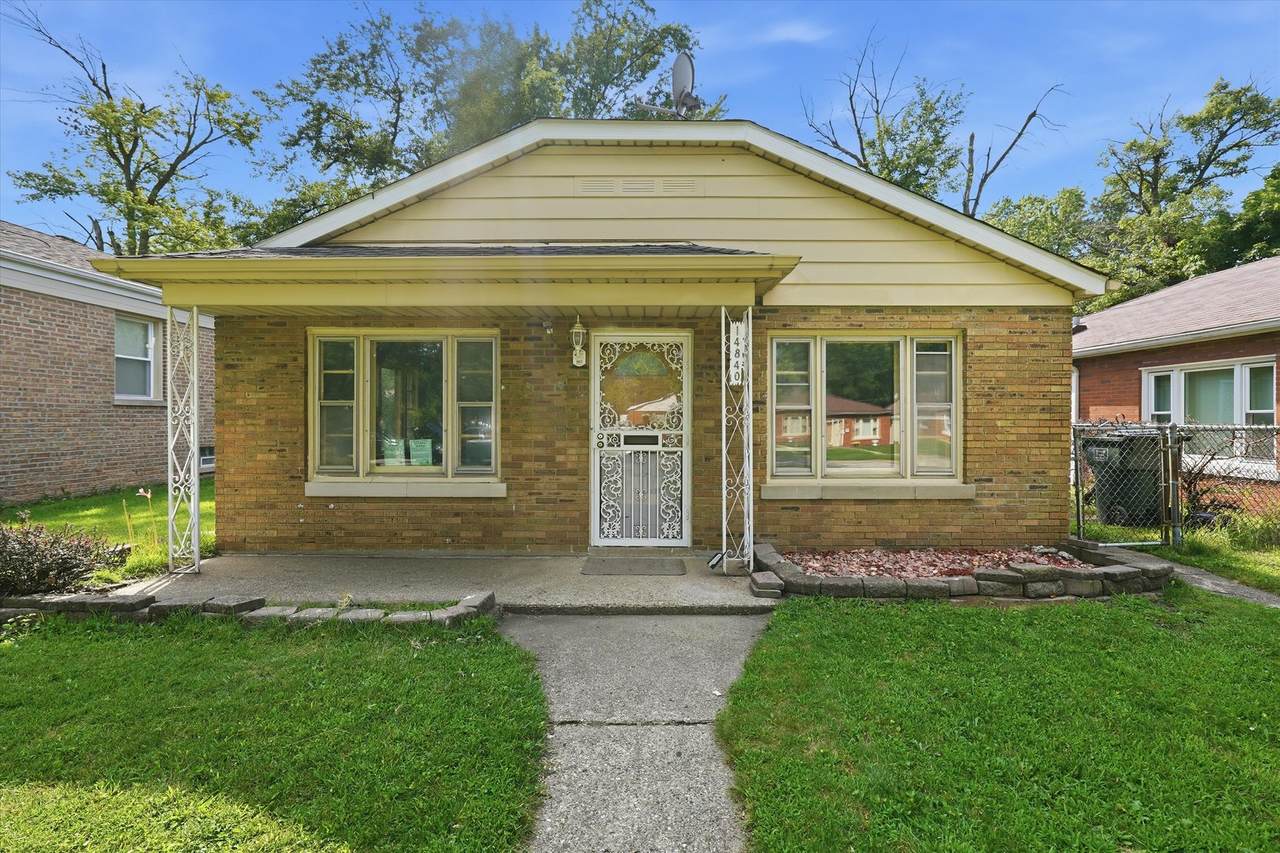 14840 Langley Avenue - Photo 1