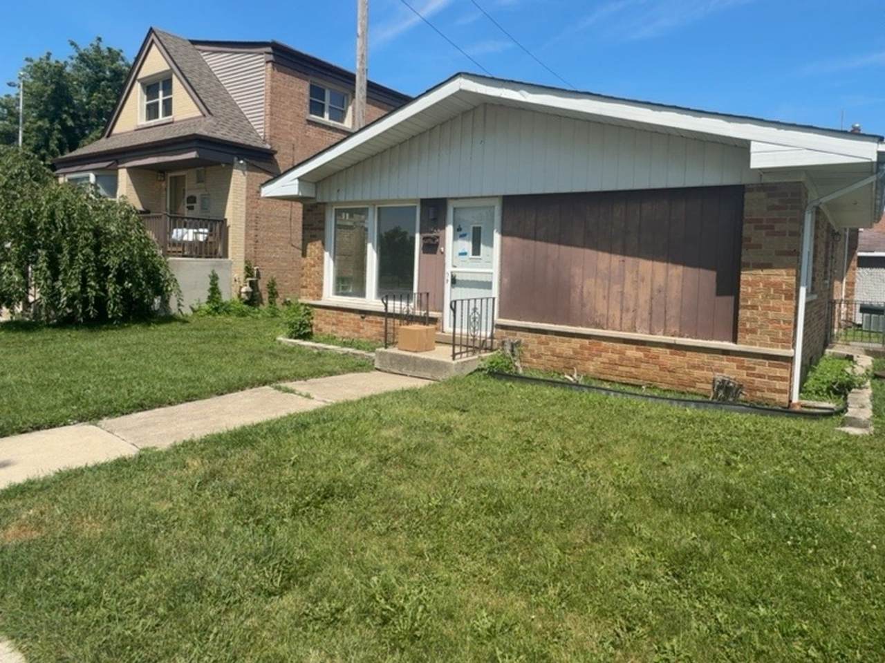 11420 Hamlin Avenue - Photo 1