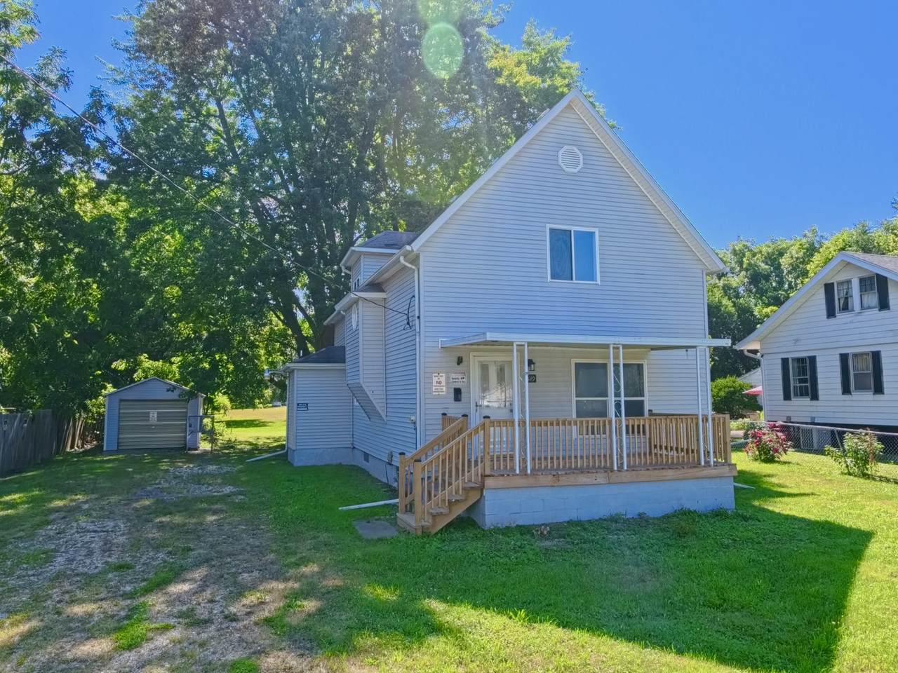 649 Indiana Avenue - Photo 1