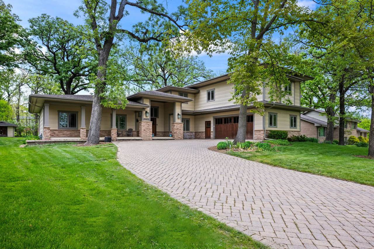 23W212 Blackcherry Lane - Photo 1