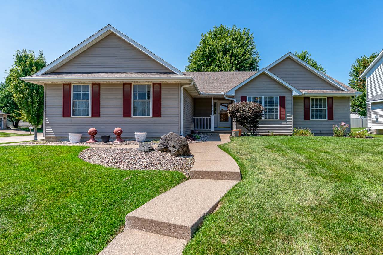 5802 Heather Avenue - Photo 1
