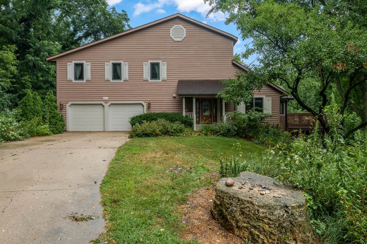 8351 Snaresbrook Road - Photo 1