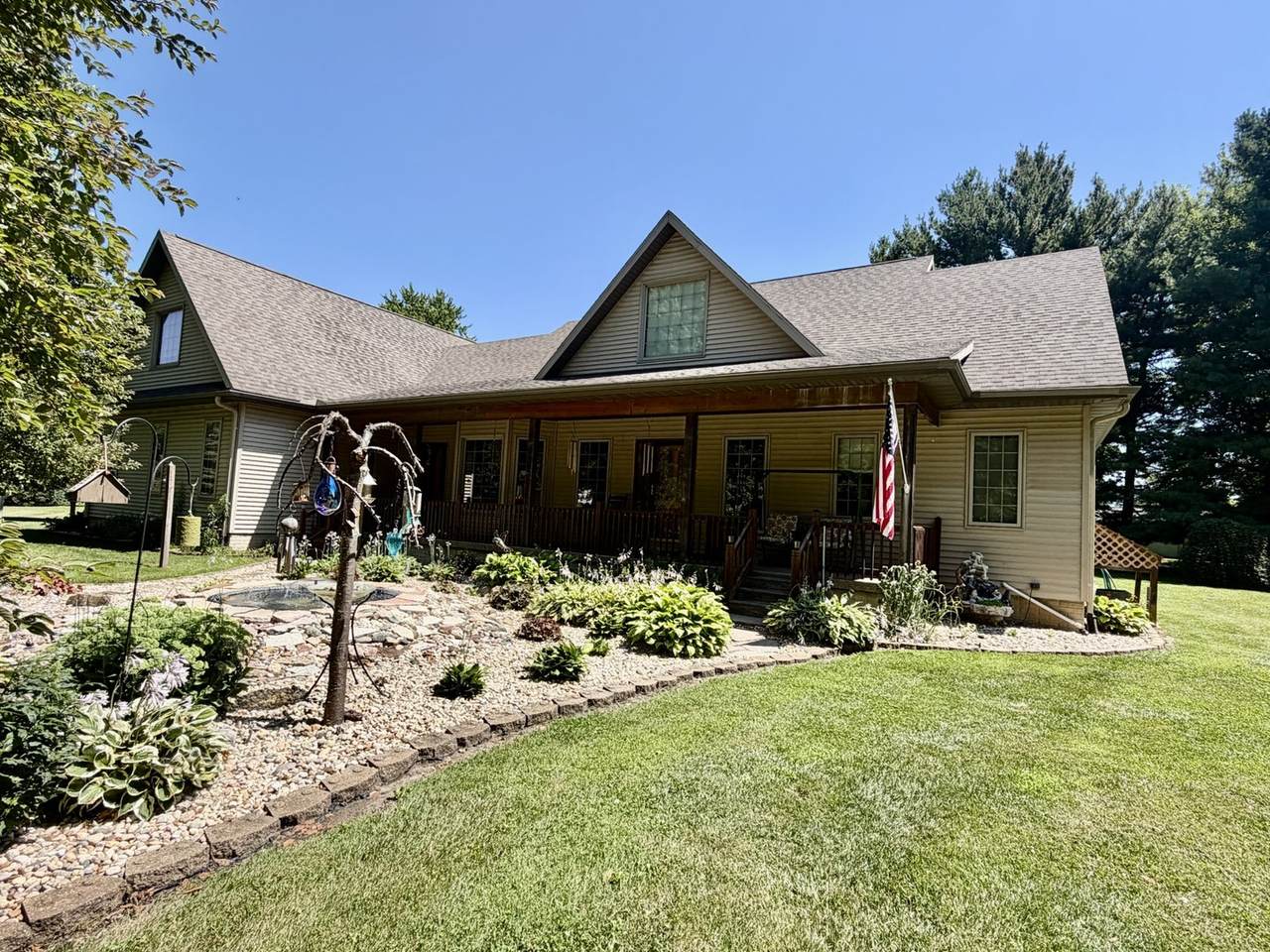 404 Timber Street - Photo 1