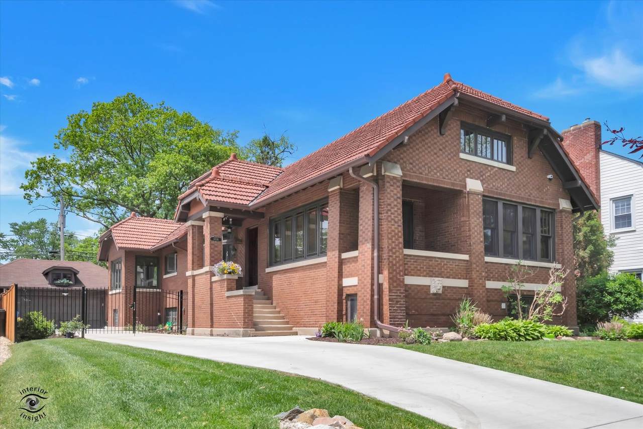 10516 Seeley Avenue - Photo 1
