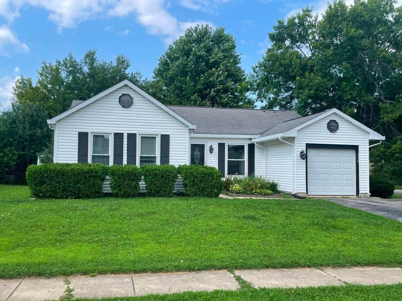 336 Burr Oak Circle - Photo 1
