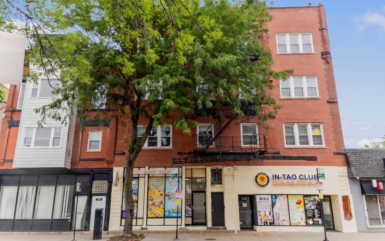 238 31ST Street - Photo 1